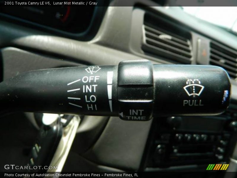 Lunar Mist Metallic / Gray 2001 Toyota Camry LE V6