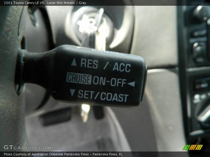 Lunar Mist Metallic / Gray 2001 Toyota Camry LE V6