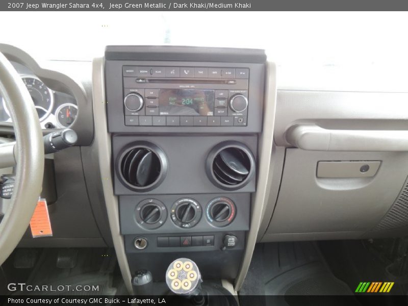 Controls of 2007 Wrangler Sahara 4x4