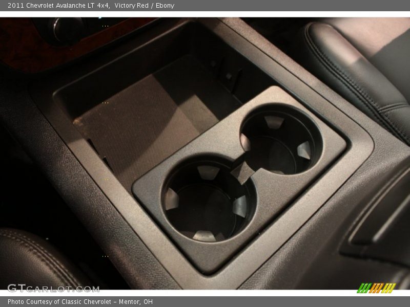 Victory Red / Ebony 2011 Chevrolet Avalanche LT 4x4