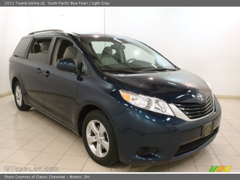 South Pacific Blue Pearl / Light Gray 2011 Toyota Sienna LE