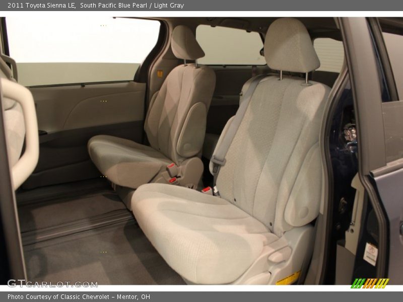 South Pacific Blue Pearl / Light Gray 2011 Toyota Sienna LE