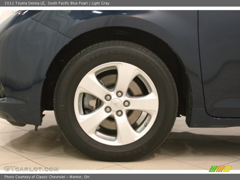 South Pacific Blue Pearl / Light Gray 2011 Toyota Sienna LE