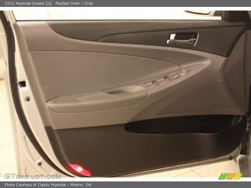 Radiant Silver / Gray 2011 Hyundai Sonata GLS