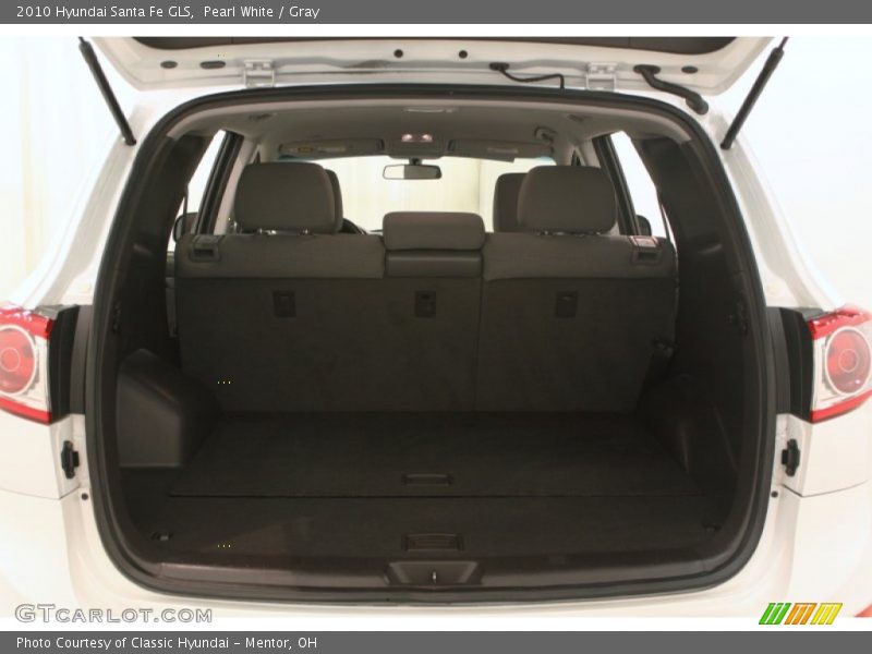 Pearl White / Gray 2010 Hyundai Santa Fe GLS