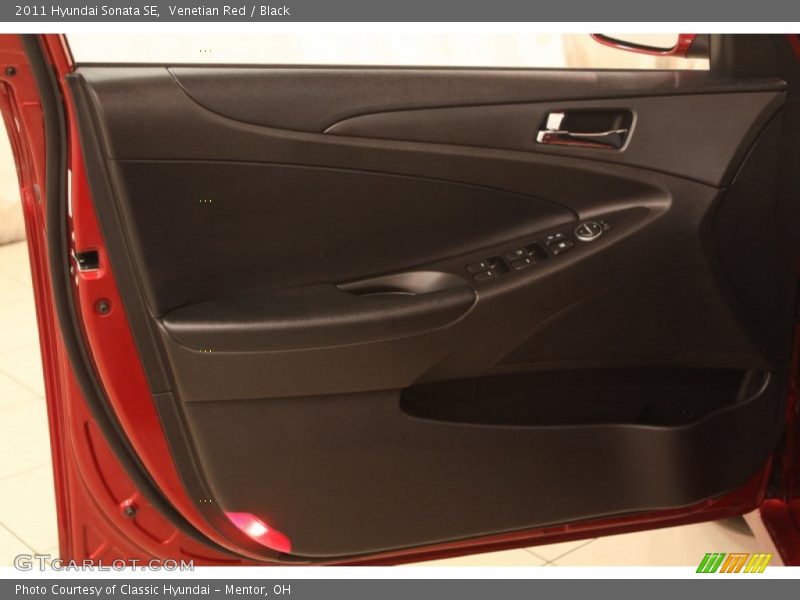 Venetian Red / Black 2011 Hyundai Sonata SE