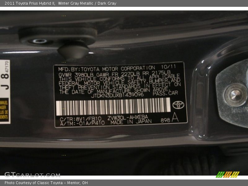 Winter Gray Metallic / Dark Gray 2011 Toyota Prius Hybrid II