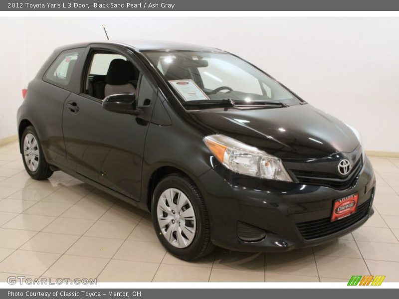 Black Sand Pearl / Ash Gray 2012 Toyota Yaris L 3 Door