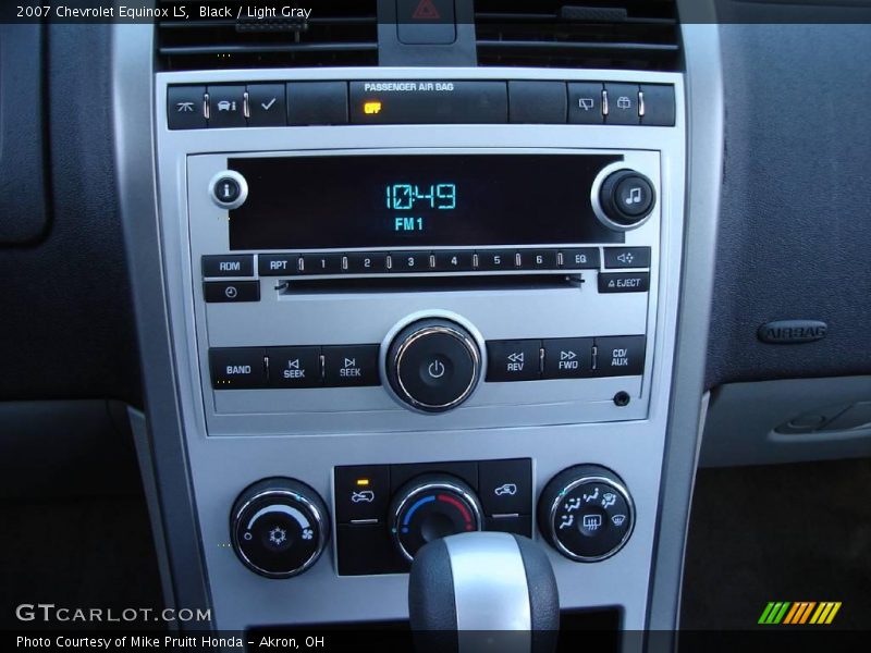 Black / Light Gray 2007 Chevrolet Equinox LS