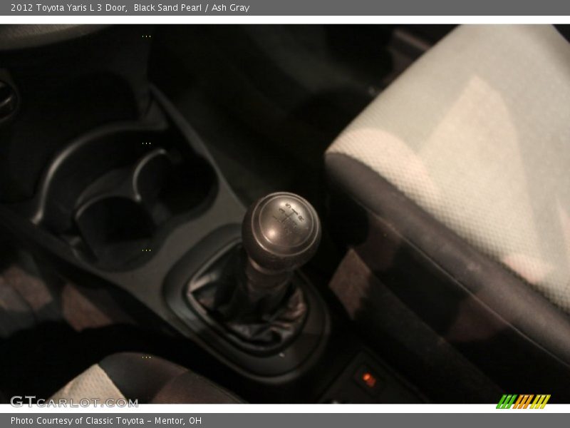 Black Sand Pearl / Ash Gray 2012 Toyota Yaris L 3 Door
