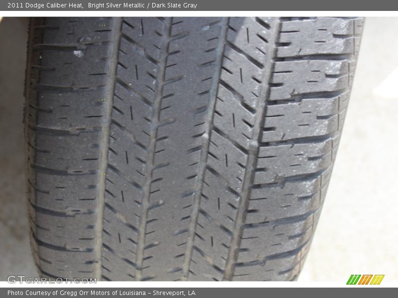 Bright Silver Metallic / Dark Slate Gray 2011 Dodge Caliber Heat