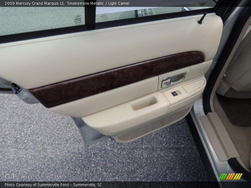 Smokestone Metallic / Light Camel 2009 Mercury Grand Marquis LS
