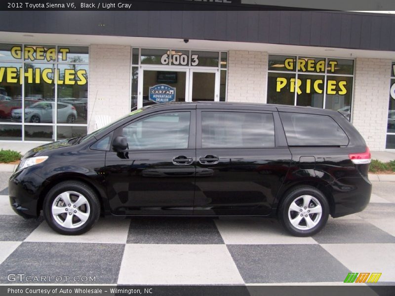 Black / Light Gray 2012 Toyota Sienna V6