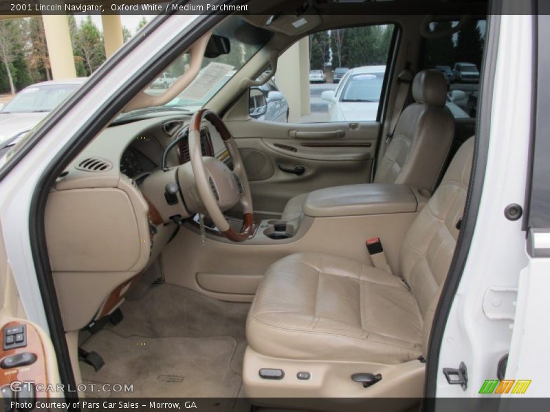  2001 Navigator  Medium Parchment Interior