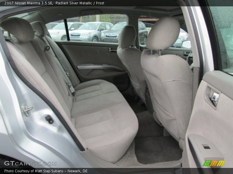 Radiant Silver Metallic / Frost 2007 Nissan Maxima 3.5 SE