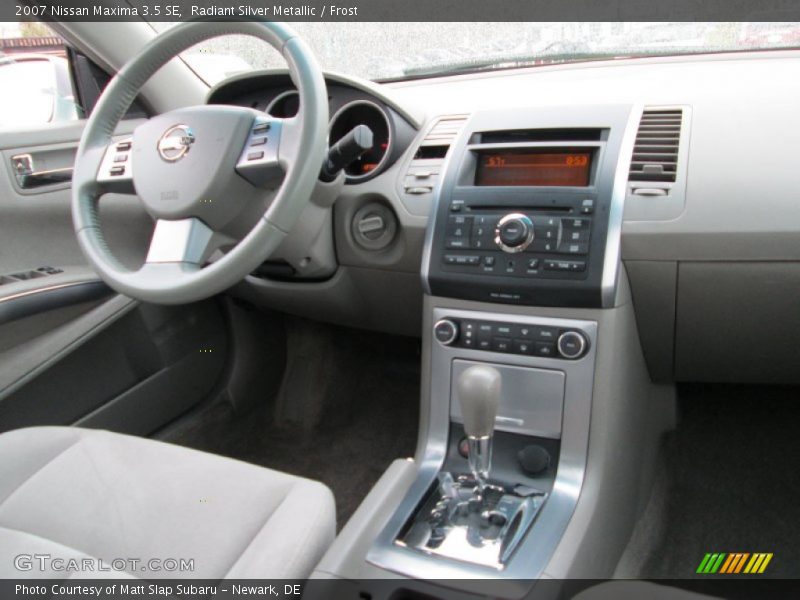 Radiant Silver Metallic / Frost 2007 Nissan Maxima 3.5 SE