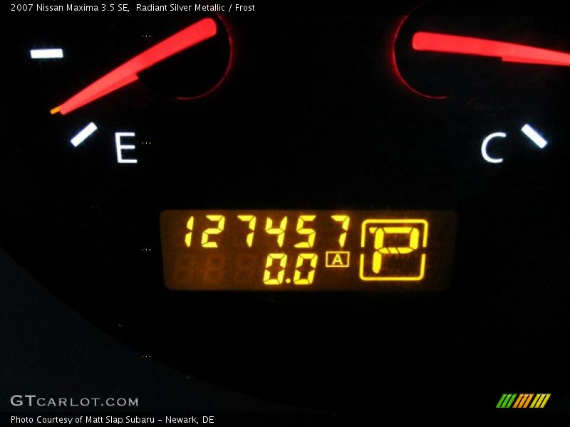Radiant Silver Metallic / Frost 2007 Nissan Maxima 3.5 SE