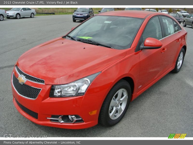 Victory Red / Jet Black 2013 Chevrolet Cruze LT/RS
