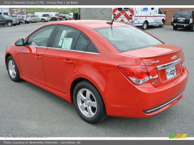 Victory Red / Jet Black 2013 Chevrolet Cruze LT/RS