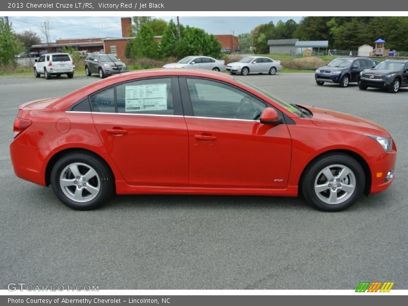 Victory Red / Jet Black 2013 Chevrolet Cruze LT/RS