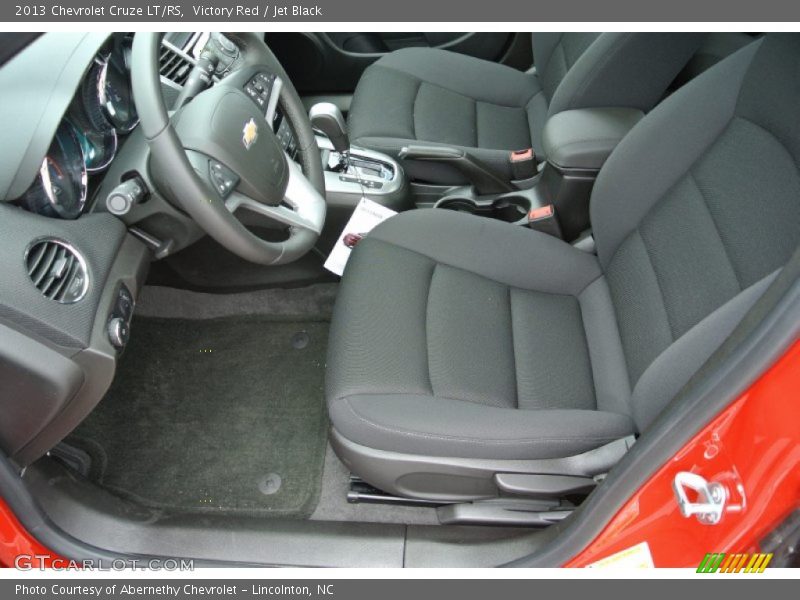 Victory Red / Jet Black 2013 Chevrolet Cruze LT/RS