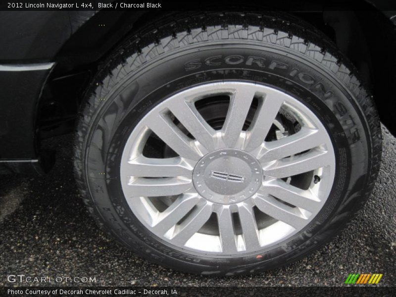  2012 Navigator L 4x4 Wheel