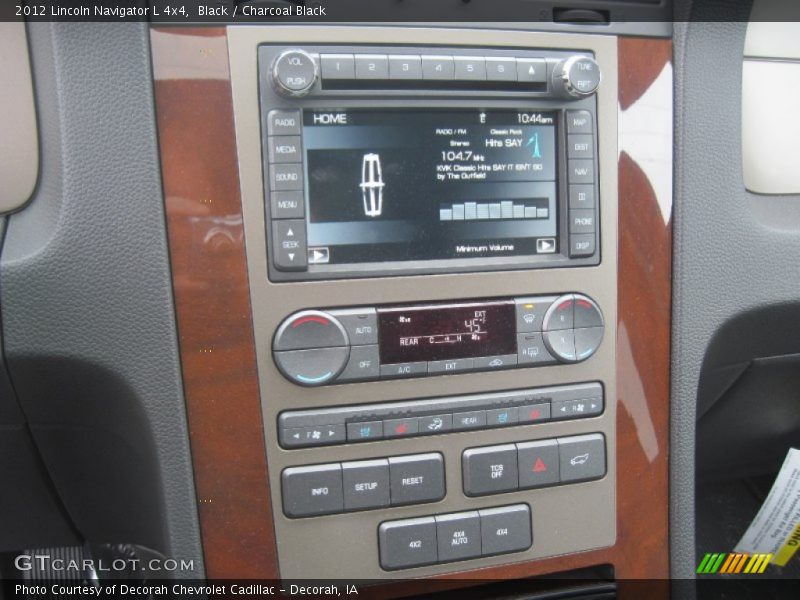 Controls of 2012 Navigator L 4x4