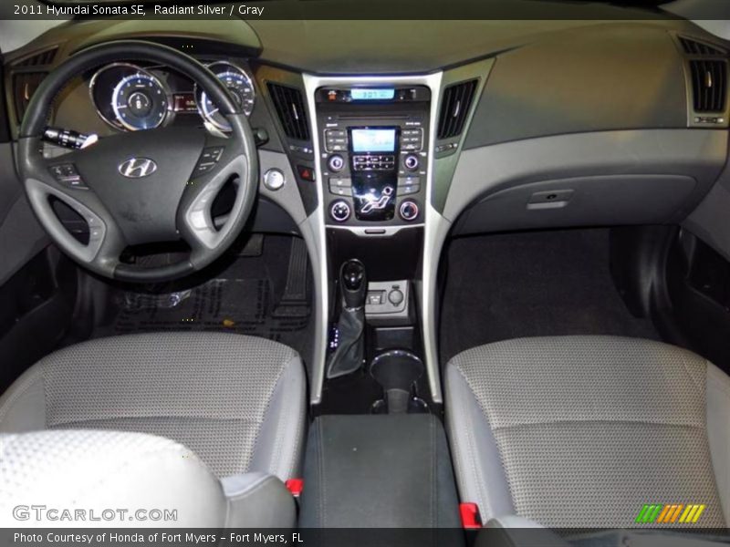 Radiant Silver / Gray 2011 Hyundai Sonata SE