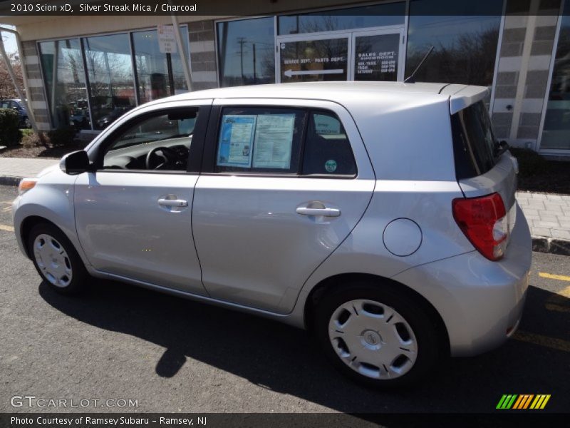 Silver Streak Mica / Charcoal 2010 Scion xD