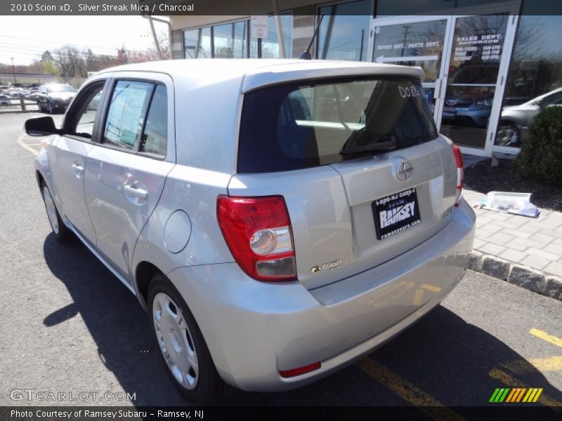 Silver Streak Mica / Charcoal 2010 Scion xD