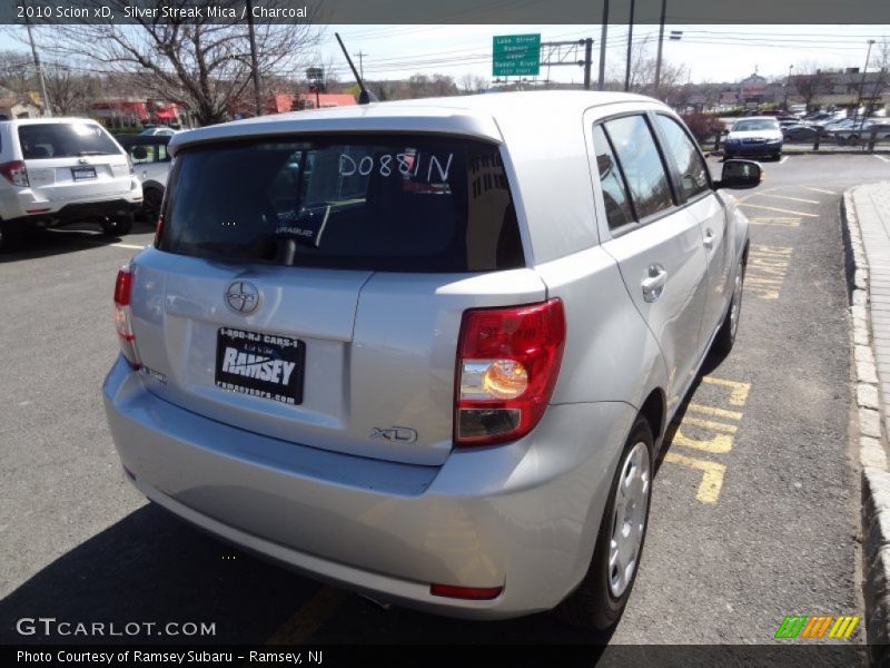 Silver Streak Mica / Charcoal 2010 Scion xD