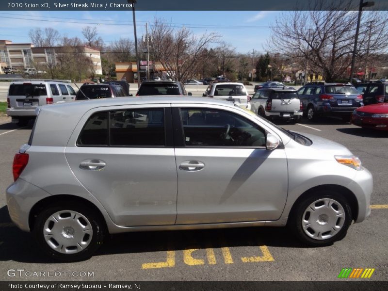 Silver Streak Mica / Charcoal 2010 Scion xD