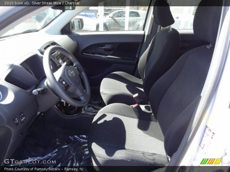 Silver Streak Mica / Charcoal 2010 Scion xD