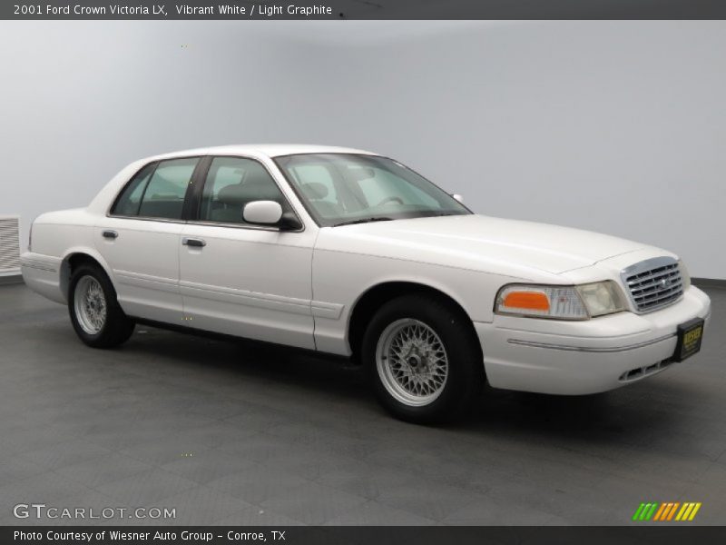 Vibrant White / Light Graphite 2001 Ford Crown Victoria LX