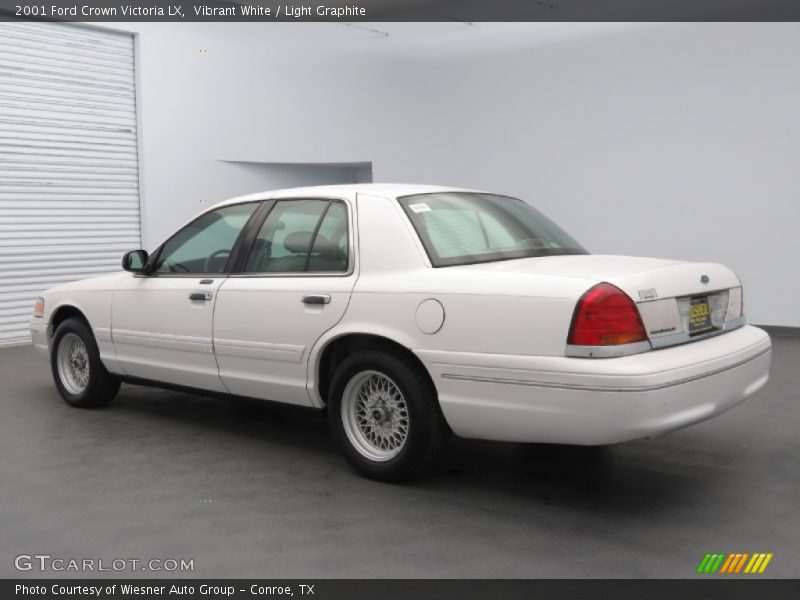 Vibrant White / Light Graphite 2001 Ford Crown Victoria LX