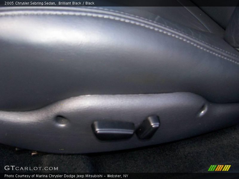 Brilliant Black / Black 2005 Chrysler Sebring Sedan