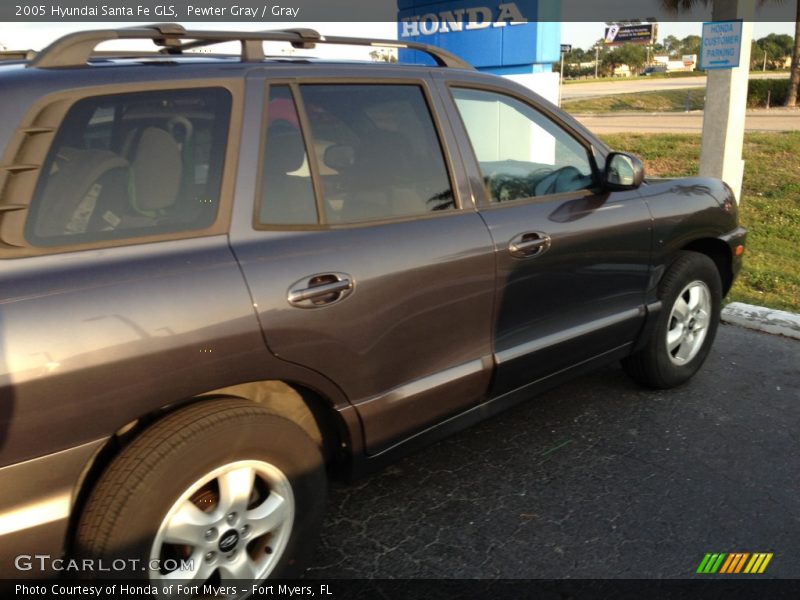 Pewter Gray / Gray 2005 Hyundai Santa Fe GLS
