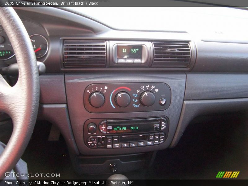 Brilliant Black / Black 2005 Chrysler Sebring Sedan