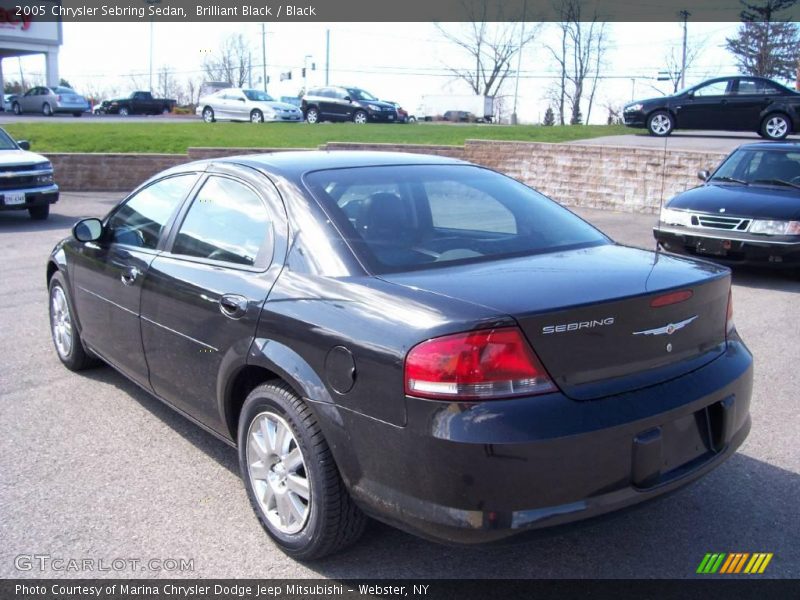 Brilliant Black / Black 2005 Chrysler Sebring Sedan