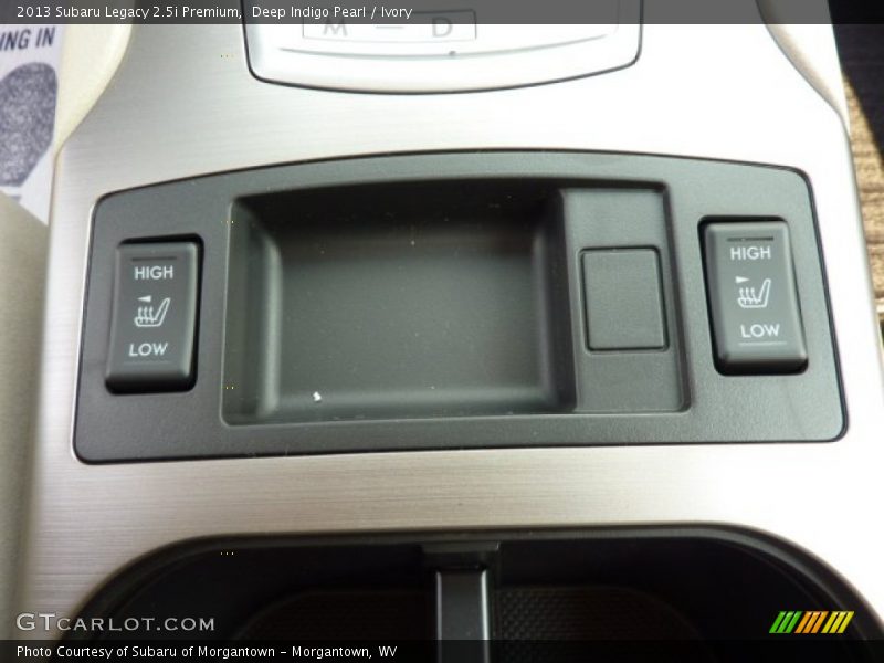 Deep Indigo Pearl / Ivory 2013 Subaru Legacy 2.5i Premium