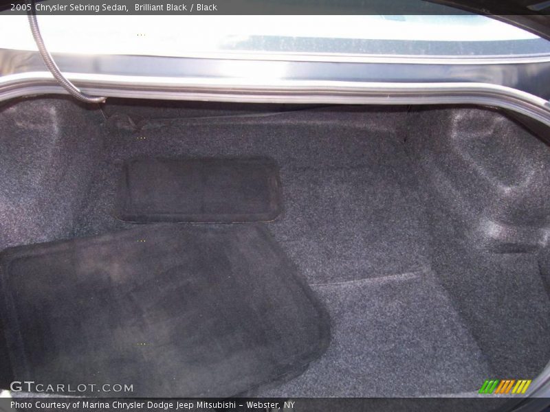 Brilliant Black / Black 2005 Chrysler Sebring Sedan