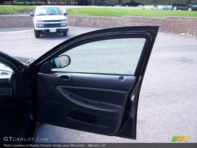 Brilliant Black / Black 2005 Chrysler Sebring Sedan