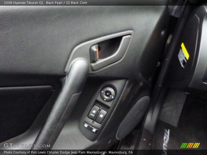 Black Pearl / GS Black Cloth 2008 Hyundai Tiburon GS