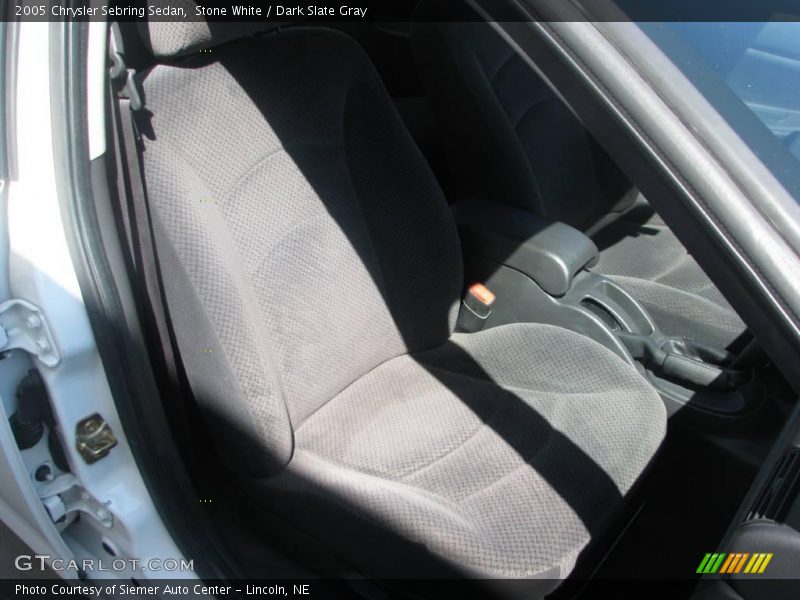 Stone White / Dark Slate Gray 2005 Chrysler Sebring Sedan