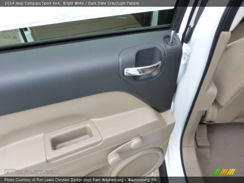 Bright White / Dark Slate Gray/Light Pebble 2014 Jeep Compass Sport 4x4