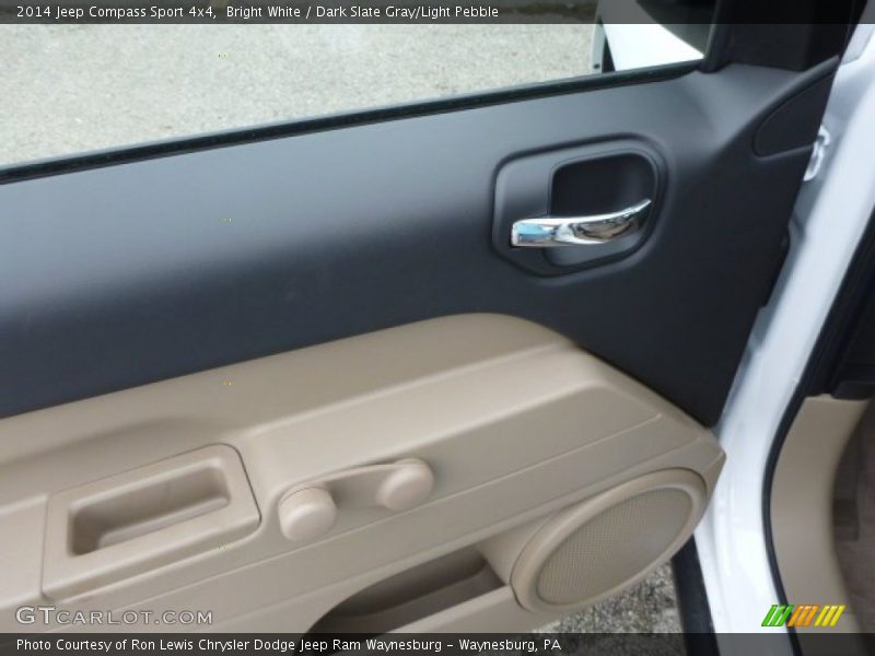 Bright White / Dark Slate Gray/Light Pebble 2014 Jeep Compass Sport 4x4