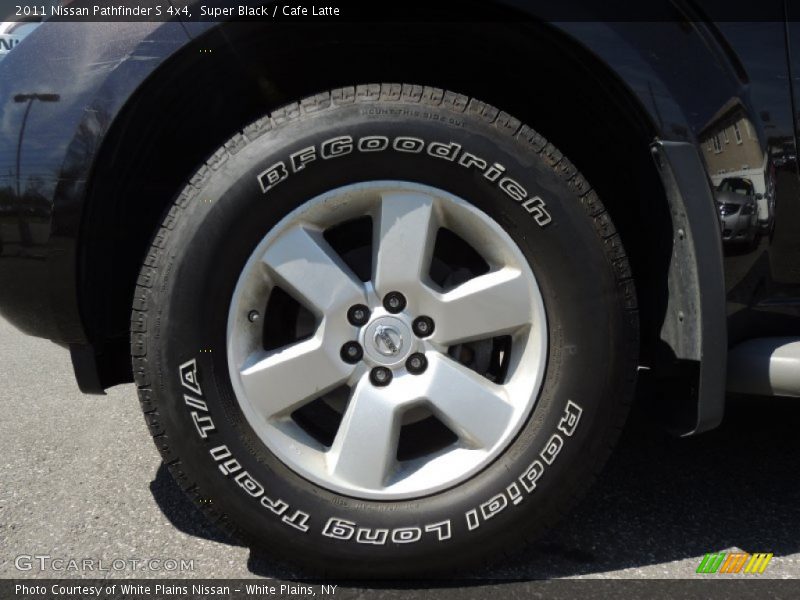 Super Black / Cafe Latte 2011 Nissan Pathfinder S 4x4