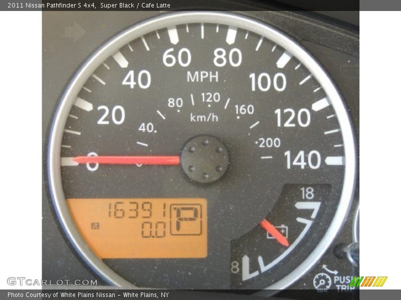 Super Black / Cafe Latte 2011 Nissan Pathfinder S 4x4