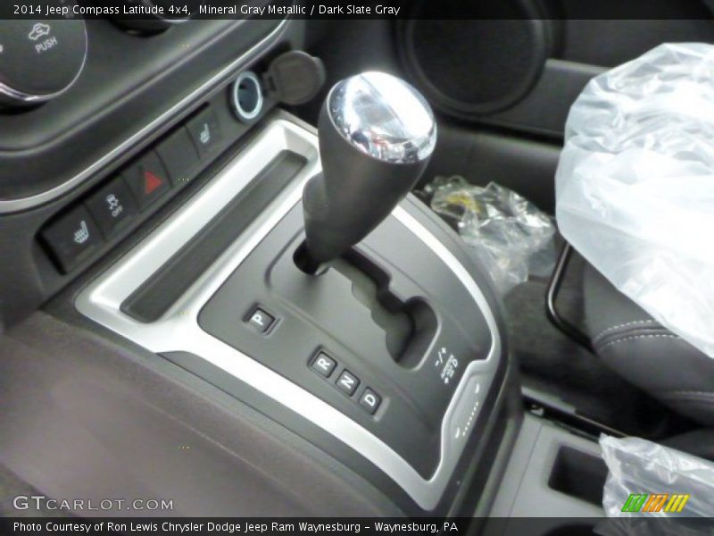 Mineral Gray Metallic / Dark Slate Gray 2014 Jeep Compass Latitude 4x4