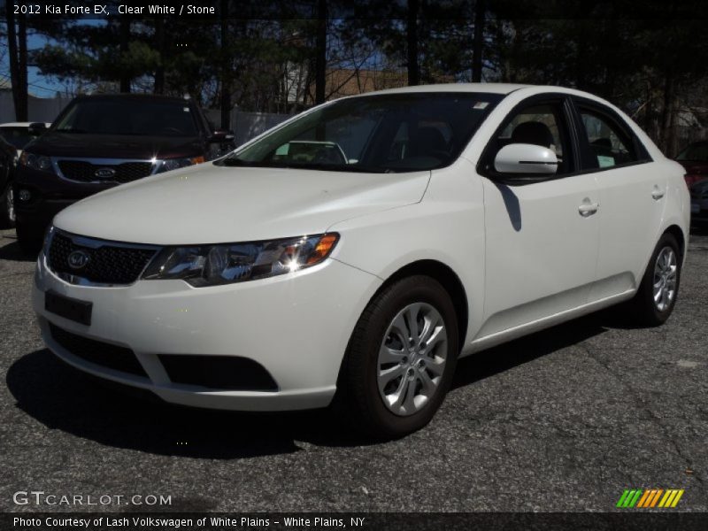 Front 3/4 View of 2012 Forte EX